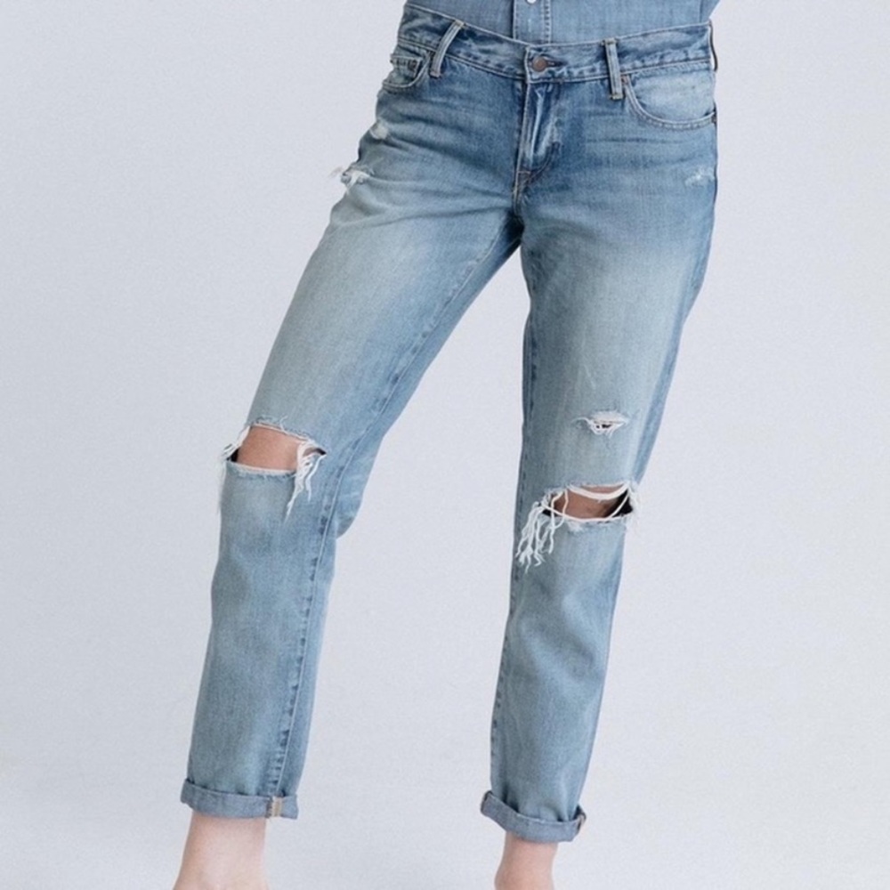 Able Light Blue Distressed Women Jeans
